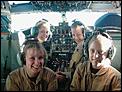 Emirati women in the cockpit.-pilotvv.jpg